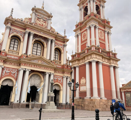 De Salta a Cafayate: qué ver en la ruta, dónde parar y nuestra experiencia recorriendo la Ruta 68