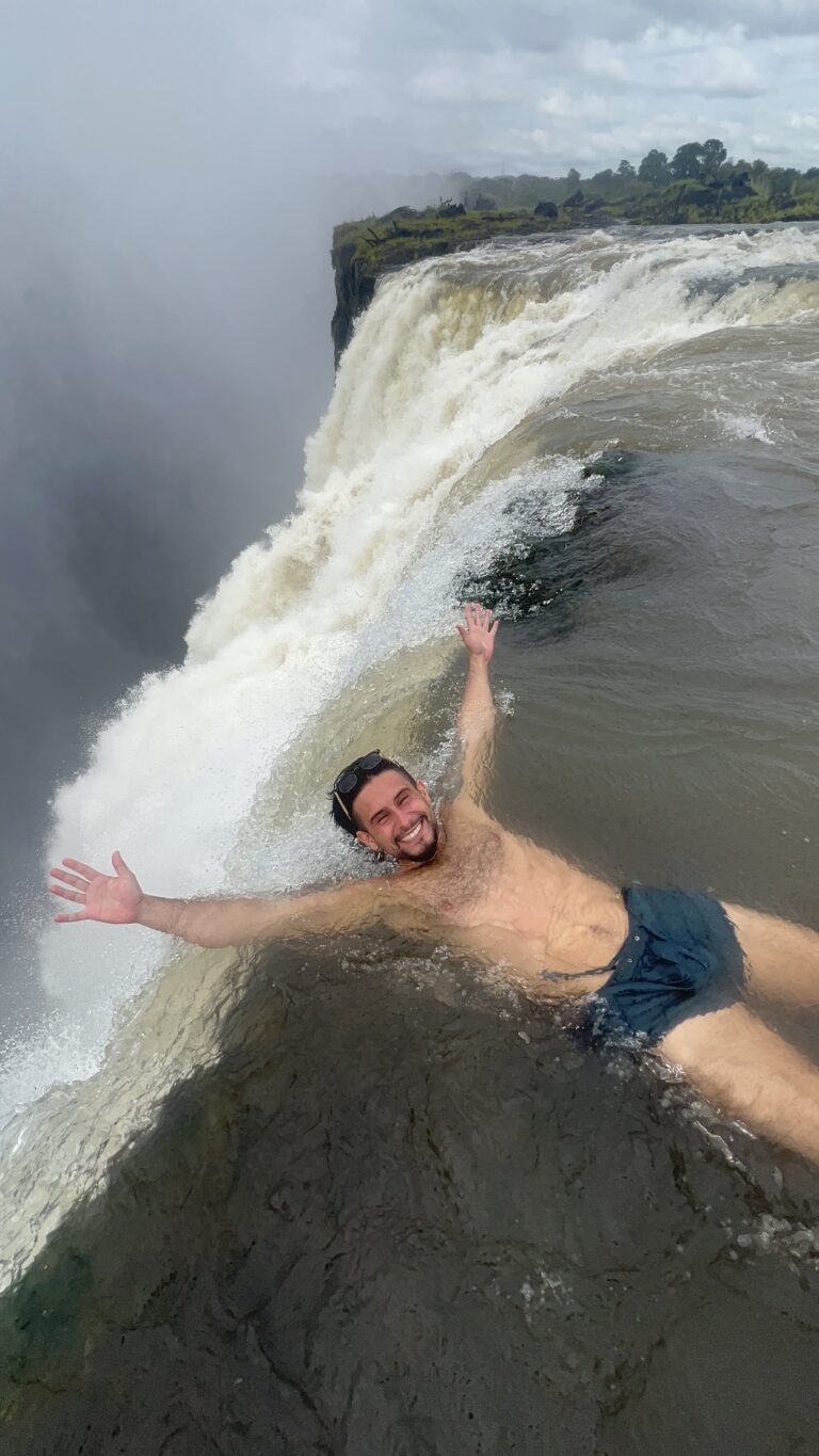 Guía Completa para Visitar Victoria Falls (Cataratas Victoria): Todo lo que Necesitas Saber en 2026