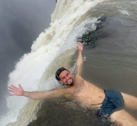 Guía Completa para Visitar Victoria Falls (Cataratas Victoria): Todo lo que Necesitas Saber en 2026